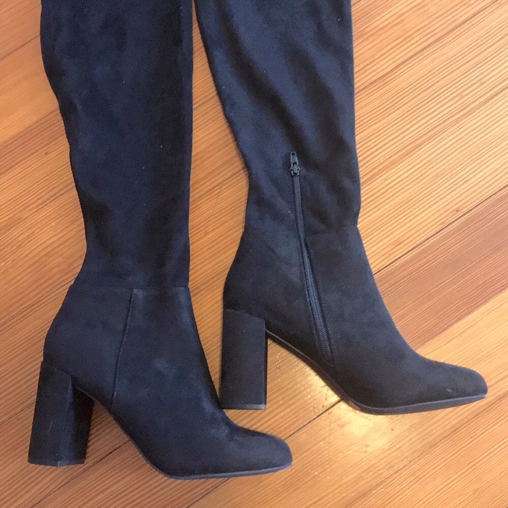 High boots - Picture 2 of 9